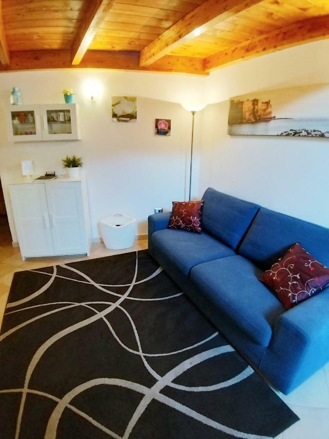 Appartamento Casa Daila Napoli Esterno foto